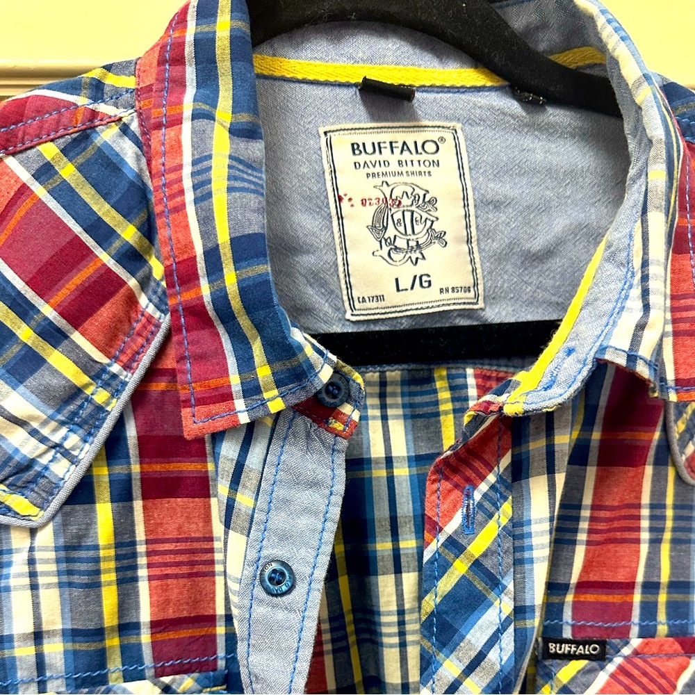 Buffalo short sleeve shirt
